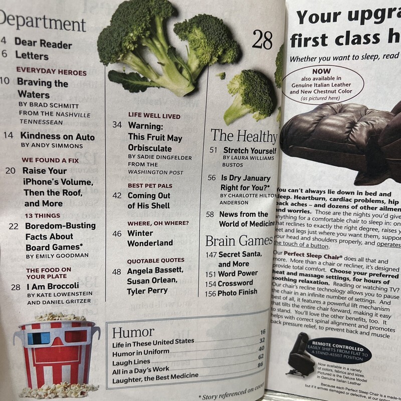 Reader’s Digest Large Print Version December 2021/Jan. 2022 Magazine 156 pages gallery