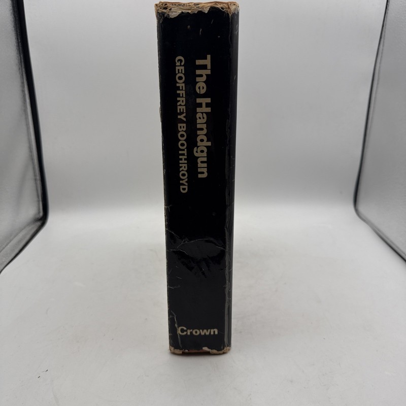Vintage The Handgun Geoffrey Boothroyd HCDJ 1970 Bonanza Books gallery