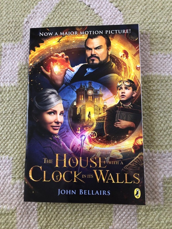 The House With a Clock in Its Walls: Lewis Barnavelt 1 by Bellairs, John Book
