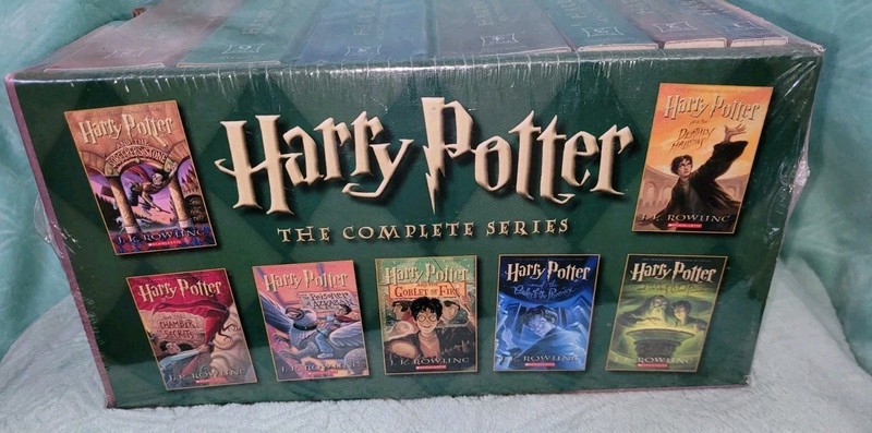 Harry Potter The COMPLETE SERIES JK Rowling Box Set Books & HOGWARTS NEW SEALED gallery