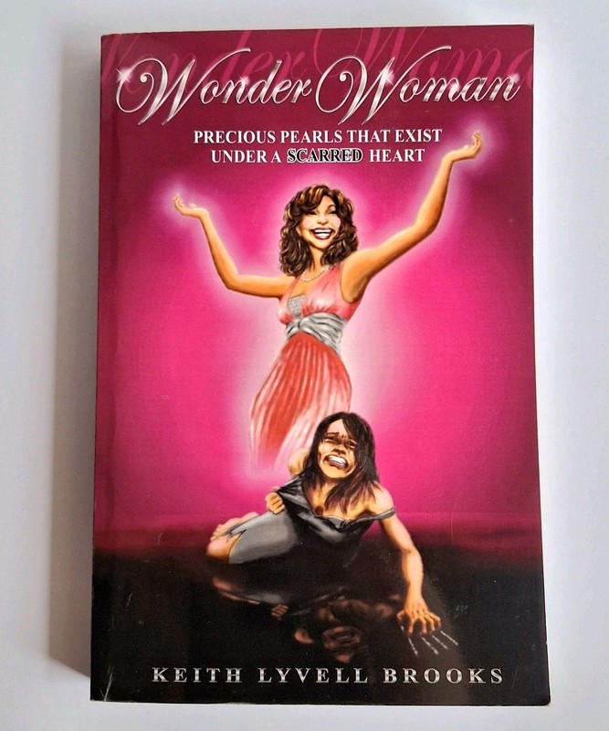 Wonder Woman by Keith L Brooks (2009 SIGNED Paperback)