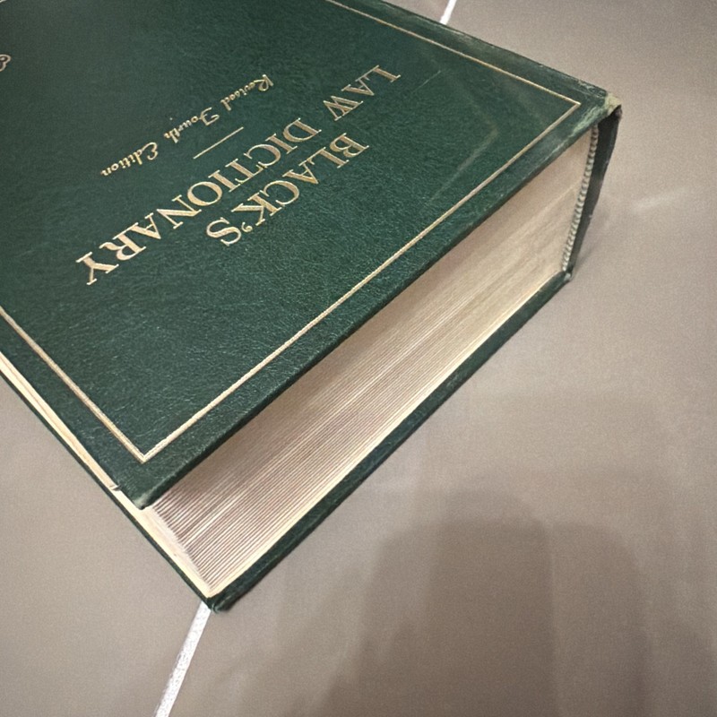 Blacks law dictionary 4th edition 1968-1975 revised edition/ West publishing gallery