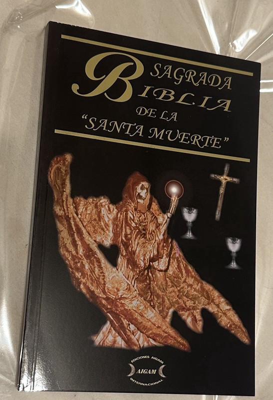 Libro Book Sagrada Biblia De La Santisima Muerte Bible Santa Muerte 184 Paginas