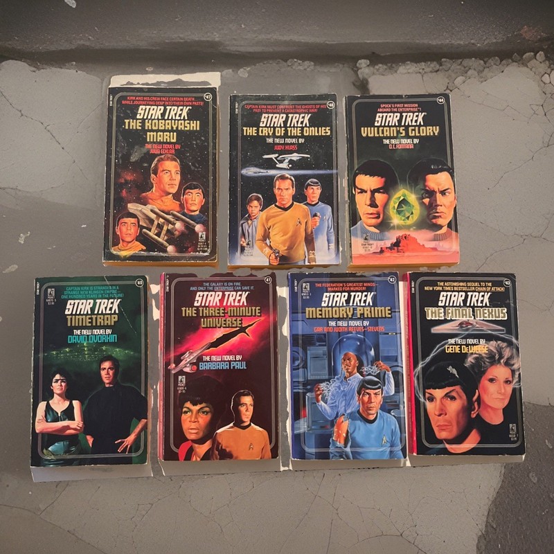 50 Vintage Star Trek Paperback Books From The 1980s ✨ Some Rare & Hard To Find gallery