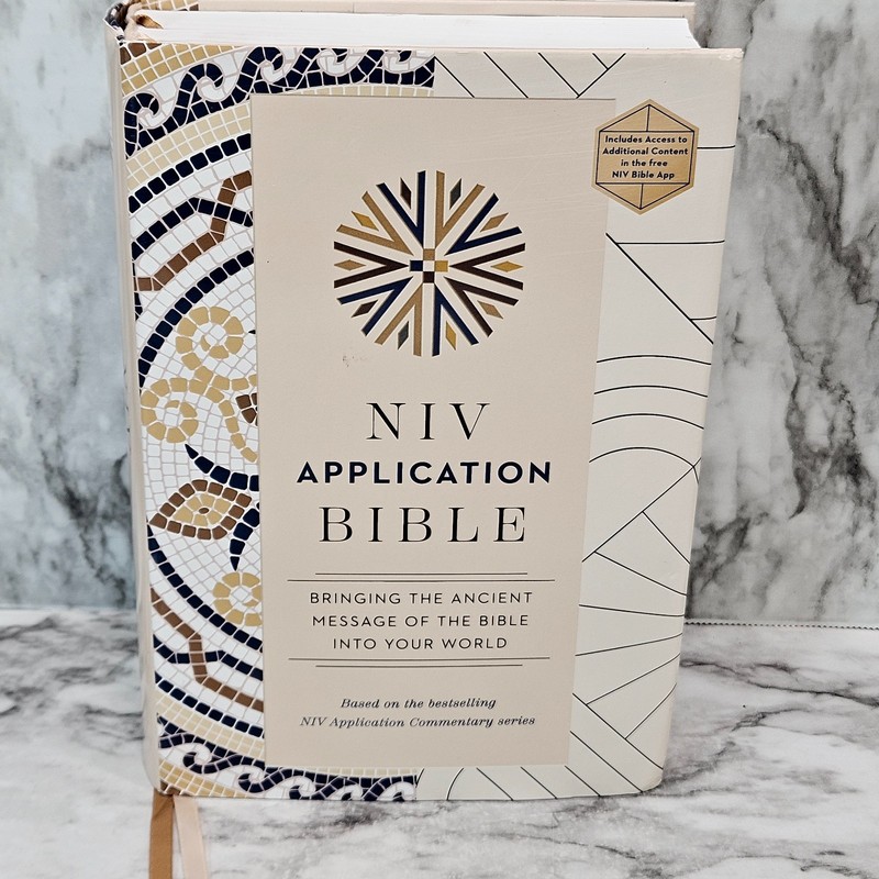 Zondervan NIV Application Bible, Hardcover, Multi-Cream Hardback New Internation