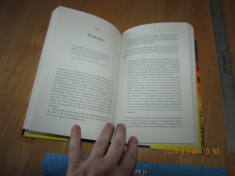 Beyond Oil : The View from Hubbert's Peak by Kenneth S. Deffeyes (2005, Hardcove gallery
