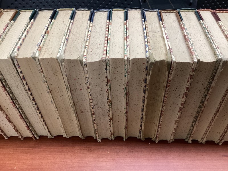 POCKET BOOKS COLLECTORS EDITION Lot of 29 gallery