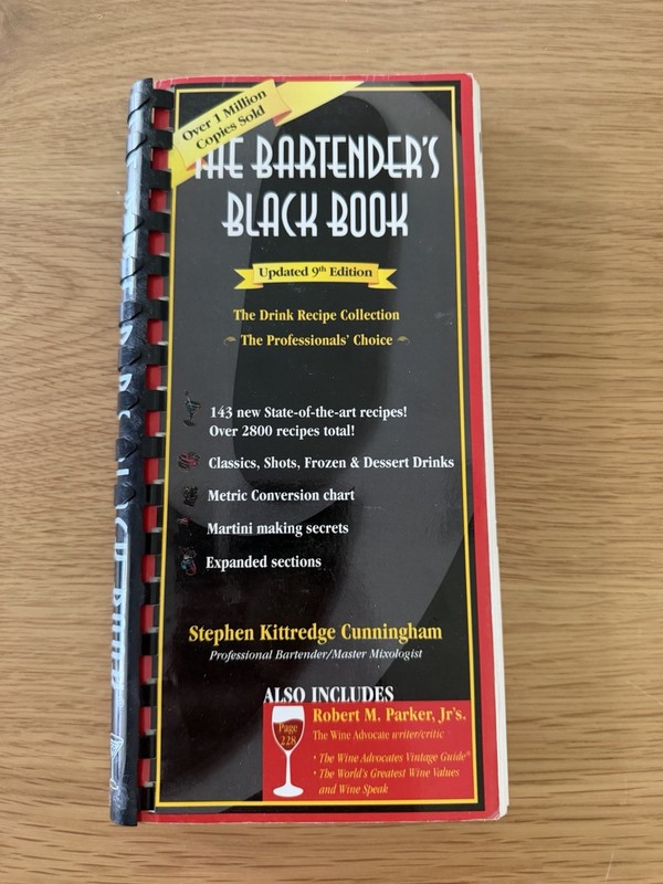 THE BARTENDER’S BLACK BOOK 9TH EDITION SOFTCOVER VERY GOOD COND