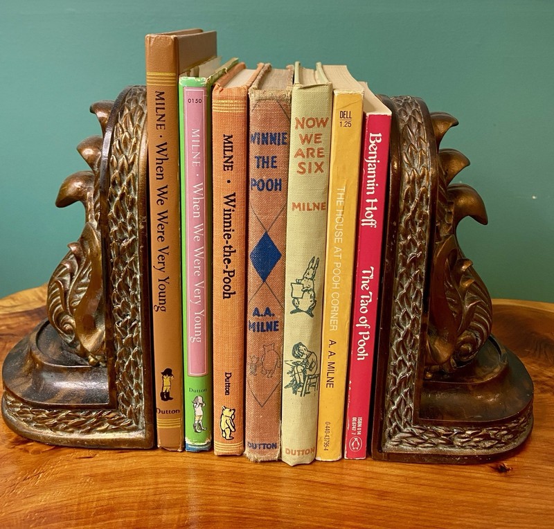 Lot of 7 VTG Winnie the Pooh books 1935