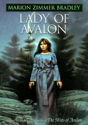 Lady of Avalon – Hardcover By Bradley, Marion Zimmer – GOOD