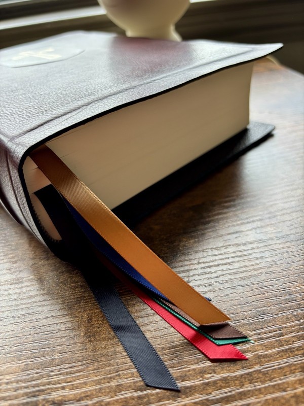 Rare Geneva Bible 1560 Facsimile Custom Handbound Genuine Leather Bible gallery