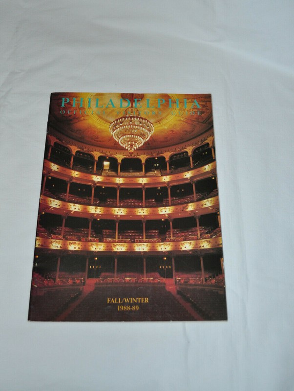 Vintage  PHILADELPHIA Official Visitors Guide 1988-89 Magazine