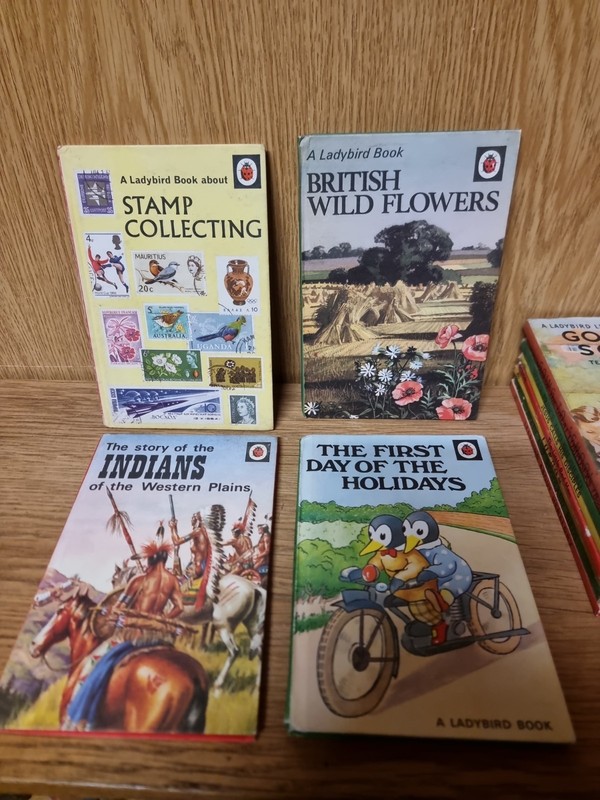 20 Vintage Ladybird Books Various Series Job Lot (12T) gallery