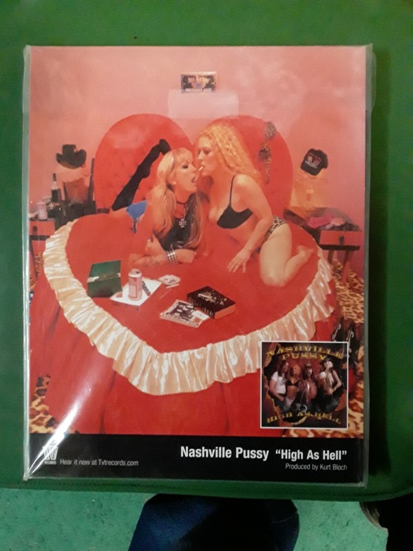 Carbon 14 Magazine Issue # 17 in polybag with 7" extended play record gallery