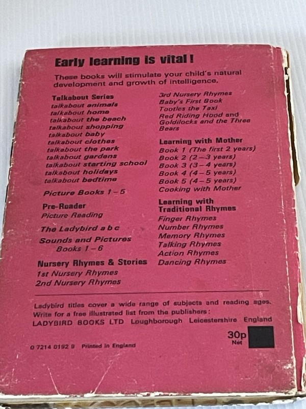 Ladybird First, Second & Third Books Of Nursery Rhymes, Series 413, Clean pages gallery