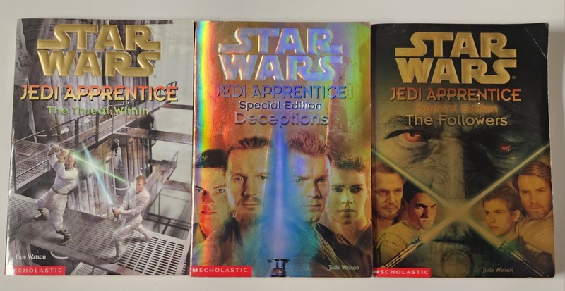 Lot of 7 STAR WARS Jedi Apprentice Books 2,16,17,18 Special Edition 1 & 2 gallery