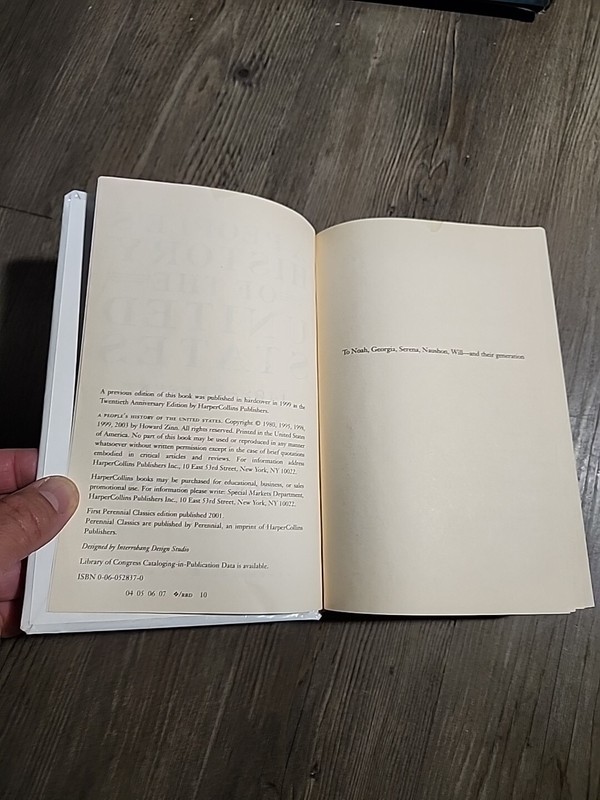 Perennial Classics Ser.: A People's History of the United States by Howard Zinn gallery