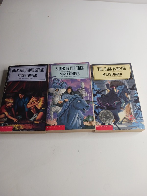 Susan Cooper Lot 3 PB:The Dark Is Rising Sequence #1 ,2 & 5