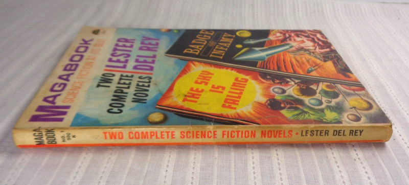 1963 Galaxy / Magabook The Sky is Falling & Badge of Infamy by Lester Del Rey VG gallery