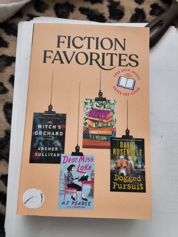 Reader’s Digest FICTION FAVORITES! Paperback Volume 404 1st Edition