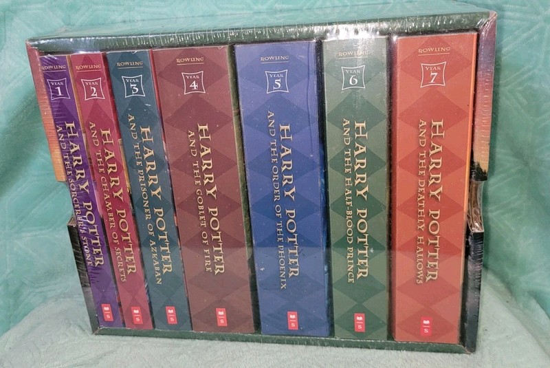 Harry Potter The COMPLETE SERIES JK Rowling Box Set Books & HOGWARTS NEW SEALED gallery