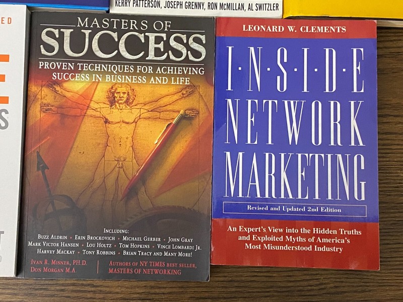 Lot of 7 Sales, business, success books- Susan Scott, Steven Levitt, Mike Michal gallery