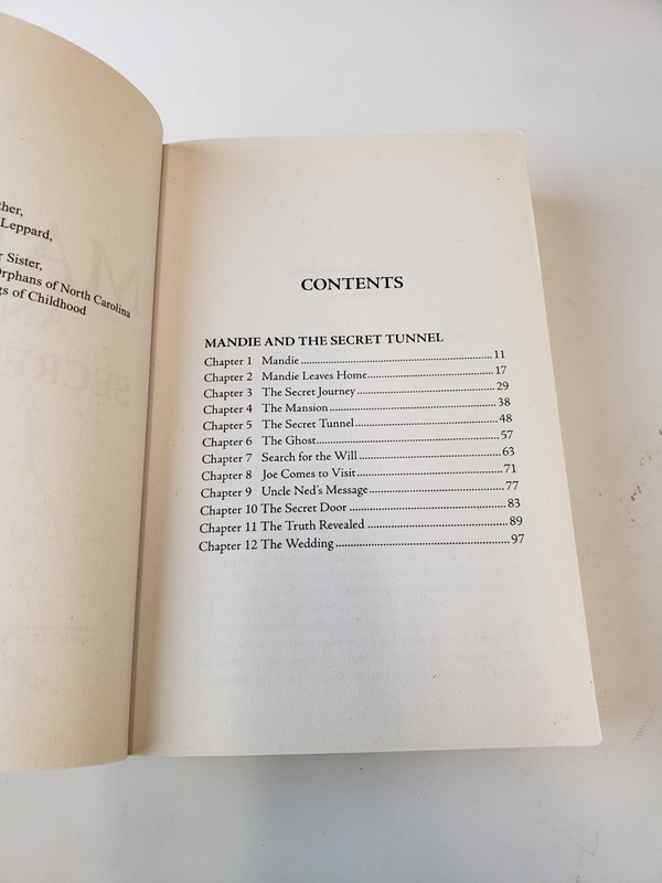 The Mandie Collection Volume 1 Collection of 5 Novels by Lois Gladys Leppard gallery