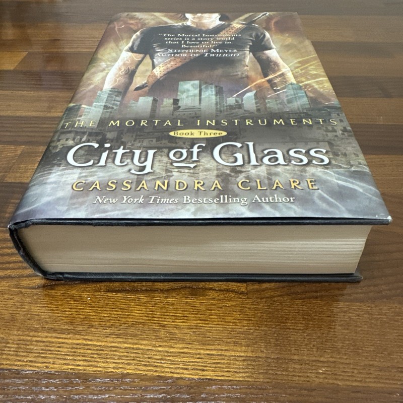 City of Glass (The Mortal Instruments) Book Three Signed By Author gallery