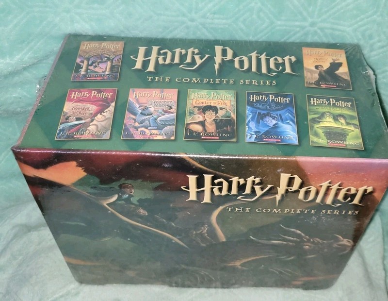 Harry Potter The COMPLETE SERIES JK Rowling Box Set Books & HOGWARTS NEW SEALED gallery