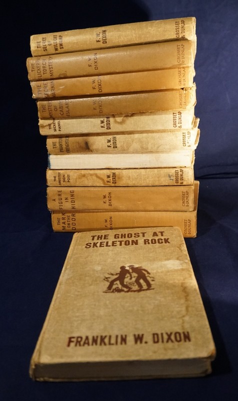 (11) HARDY BOYS MYSTERY HB BOOKS 1929 TO 1957 BY F.W. DIXON GROSSET & DUNLOP