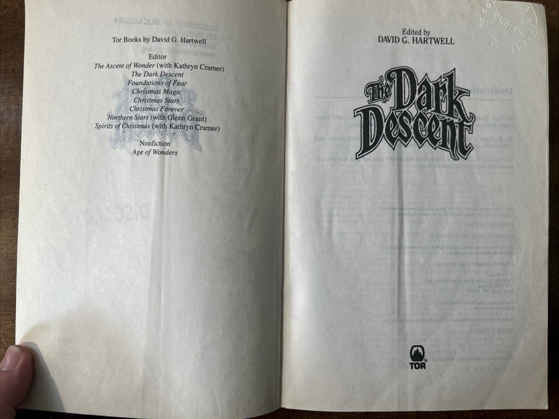 The Dark Descent Collection 1987 Paperback Hartwell Stephen King Clive Barker gallery
