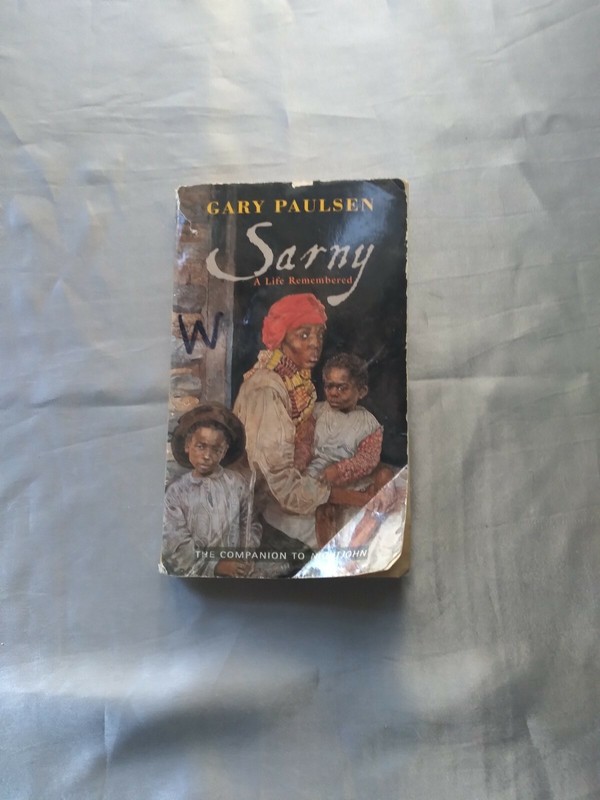 📕📖Sarny A Life Remembered by Gary Paulsen (paperback) (very good) 