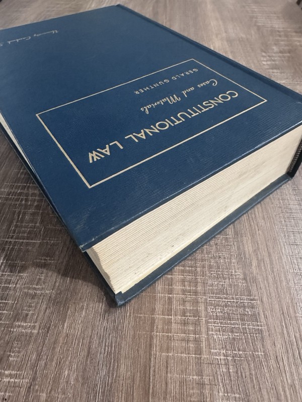 Constitutional Law Cases and Materials - Ninth Edition - Gerald Gunther gallery