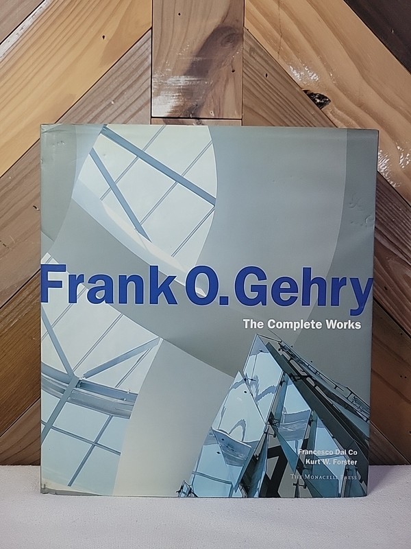 Frank O. Gehry Francesco, Arnold, Hadley Soutter, Forster, Kurt D