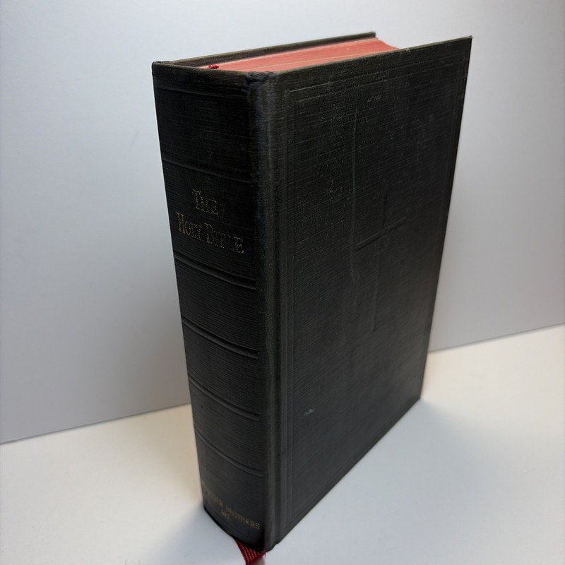 1952 New American Catholic Edition THE HOLY BIBLE Benziger Bros Family Record