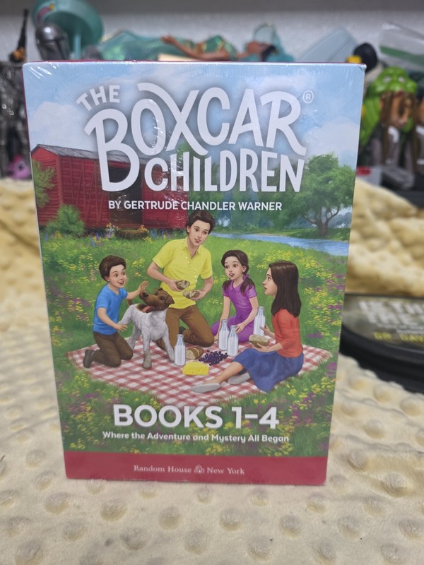 BRAND NEW SEALED The Boxcar Children #1-4 – Classic Adventure & Mystery Stories!