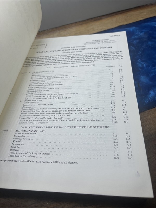 Army Regulation 670-1 (AR670-1): Wear and Appearance of Army Uniforms and Insign gallery