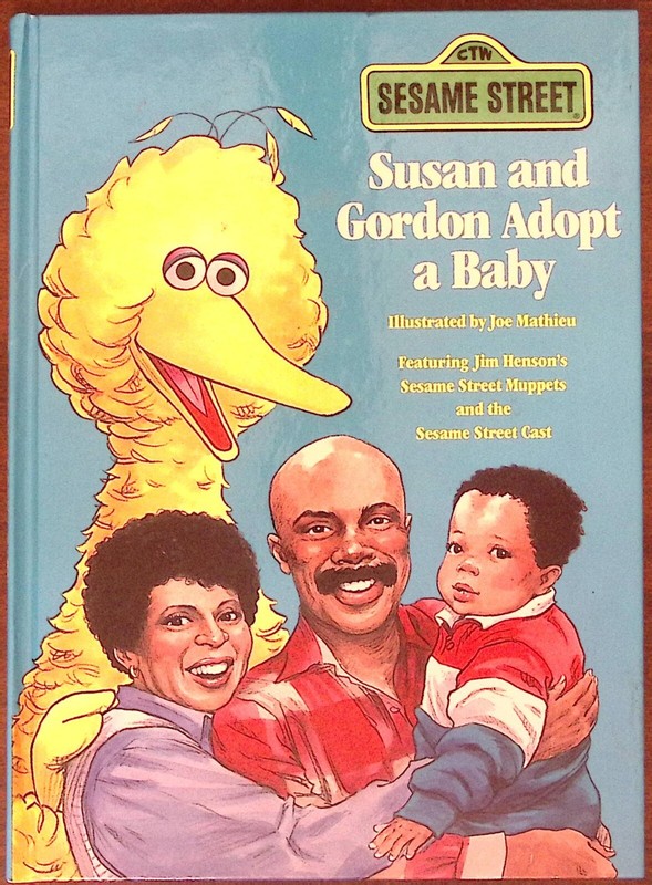 VINTAGE SESAME STREET SUSAN AND GORDON ADOPT A BABY MUPPETS HARDCOVER EXC B1503