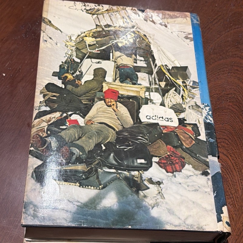 Alive The Story of the Andes Survivors by Piers Paul Read 1st Ed. HC DJ B-42026 gallery