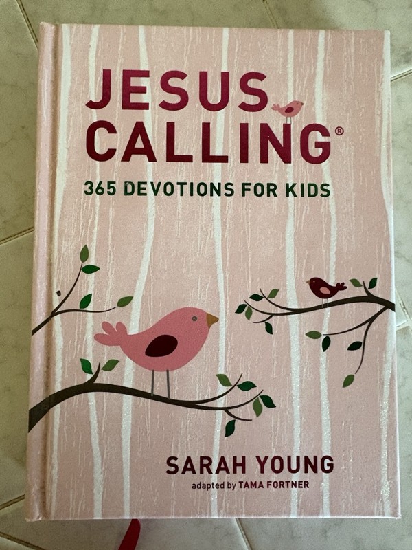 Jesus Calling : 365 Devotions for Kids by Sarah Young (2019, Hardcover)