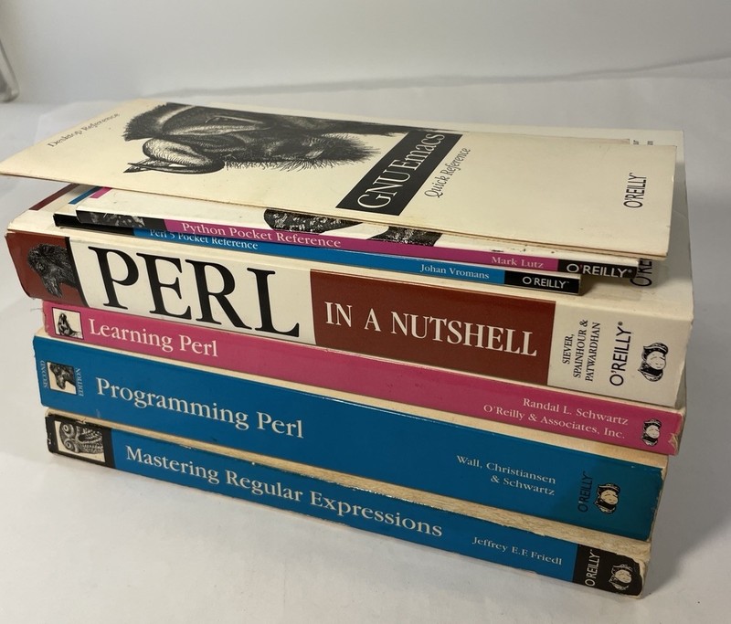 lot of perl programming books (7) see photos for titles