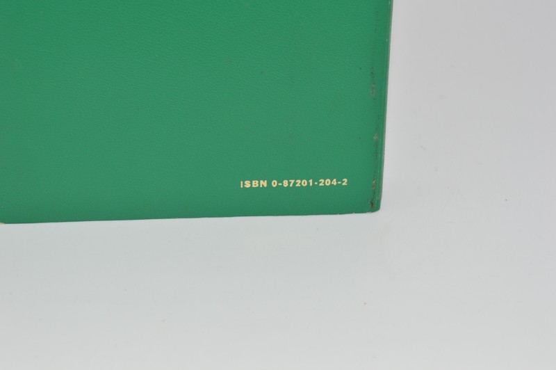 DRILLING DATA HANDBOOK By Institut Fraccals Du Petrole Gulf Publishing 1980 VTG gallery