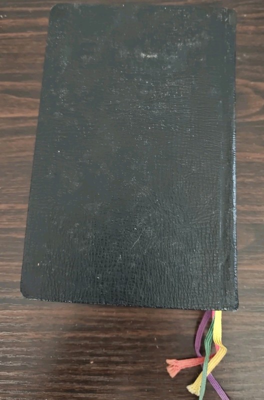 Saint Paul Daily Missal, Edited The Daughters of St. Paul, VTG, 1964 gallery