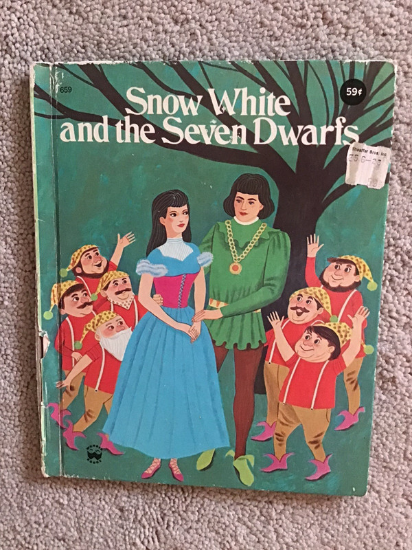 Snow White and the Seven Dwarfs c1955 Wonder Books 1977 Printing One Owner