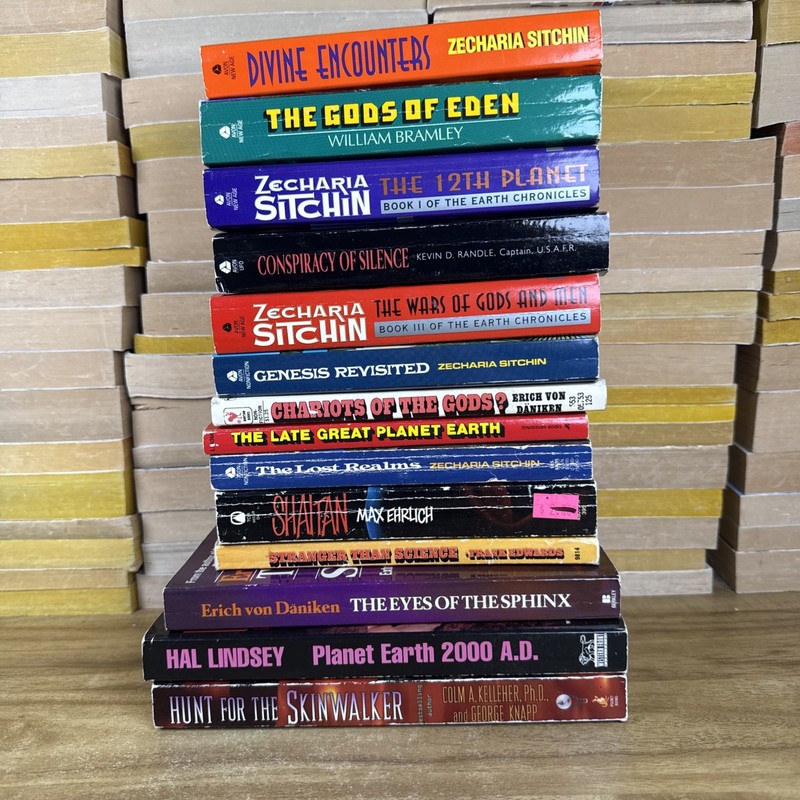 Lot Of 14 Ufo Conspiracy Books Zecharia Sitchin Erich Von Daniken Hal Lindsey pb