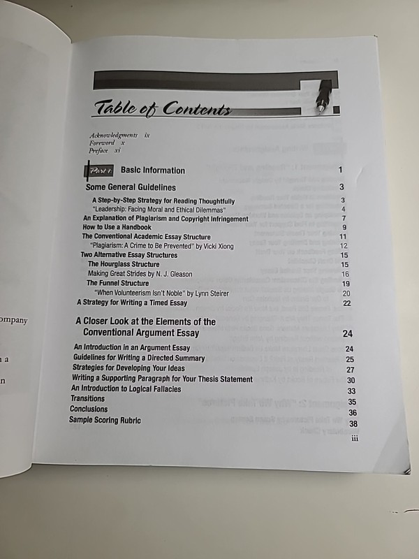 Write It : A Process Approach to College Essays with Readings paper back gallery
