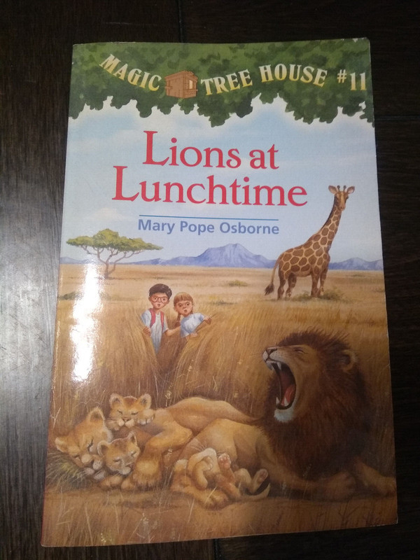 MAGIC TREEHOUSE #11 LIONS AT LUNCHTIME AND #26 GOOD MORNING GORILLAS OSBORNE