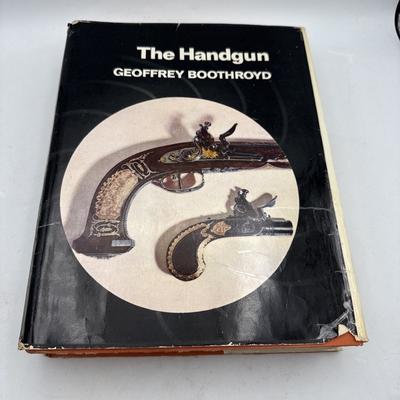 Vintage The Handgun Geoffrey Boothroyd HCDJ 1970 Bonanza Books
