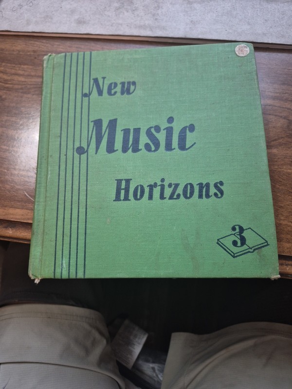 New Music Horizons 3rd Book. Silver Burdett Publications (1944).