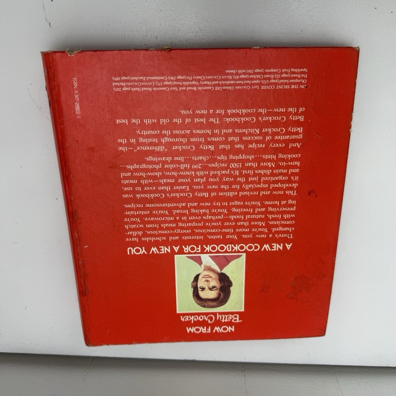 Vintage 1978 Betty Crocker’s Cookbook New Revised Edition Ring Binder 70s gallery